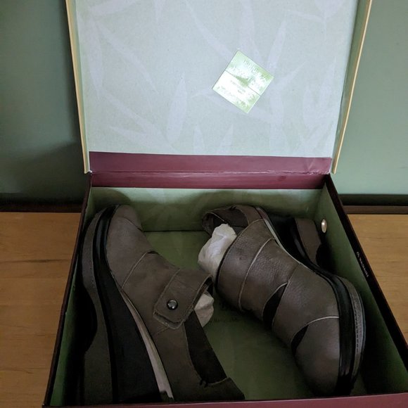 Jambo Women's Envy Grey Shoes - Picture 9 of 16